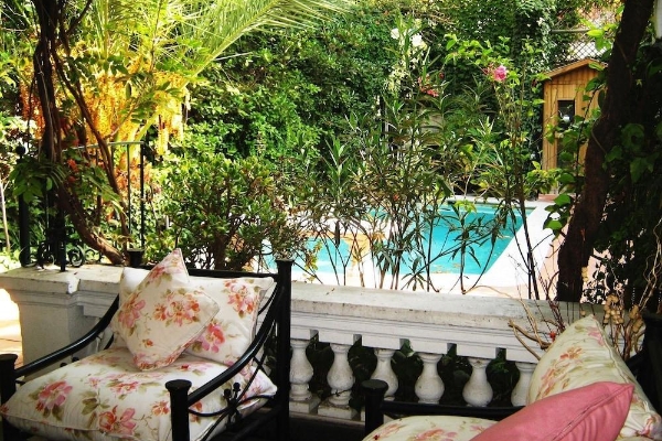 Hotel L'Ambassade